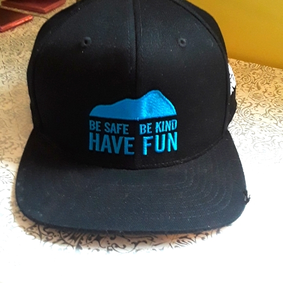 🔥HOT🔥 New Blue Mountain 1 10 cap - Picture 1 of 8